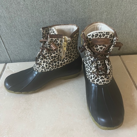 sperry animal print duck boots